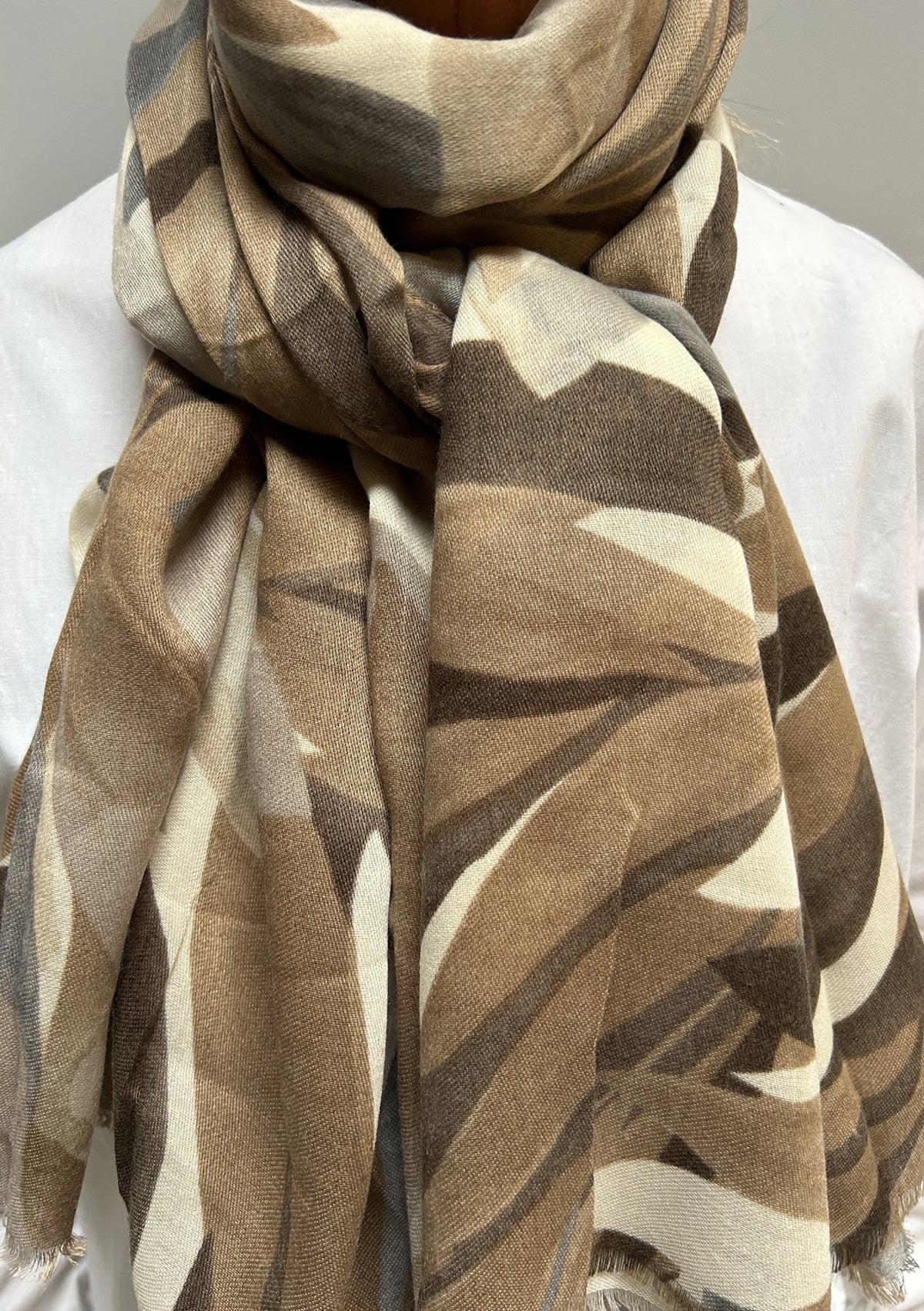 THREE M Scarves 24i143, Taupe